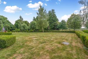 Photo 26- click for photo gallery